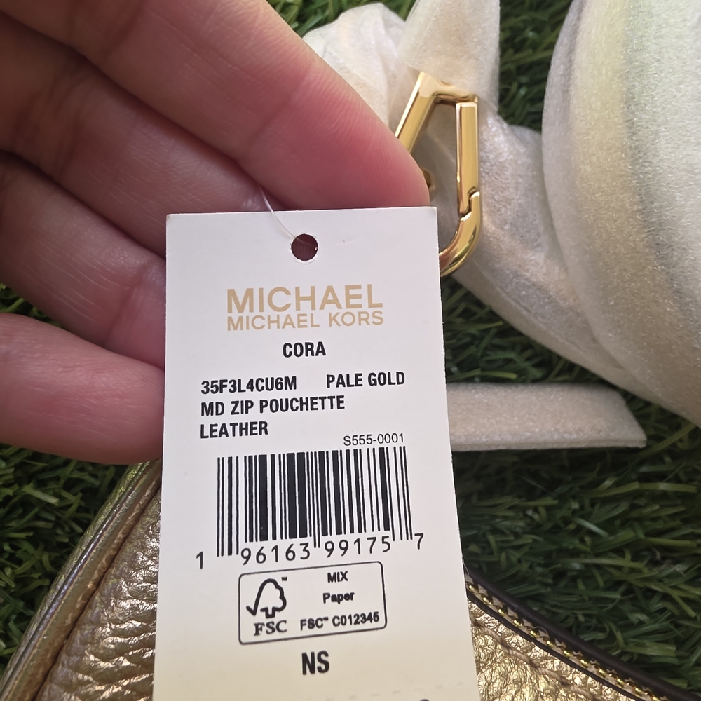 Michael Kors Gold Crossbody Bag - Picture 4 of 4